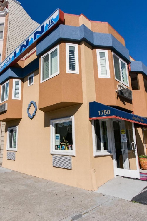 Seaside Inn - image 6