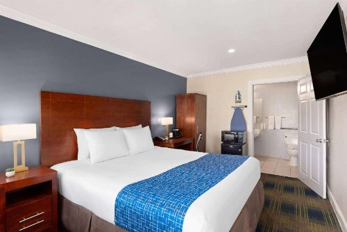 Travelodge by Wyndham by Fisherman's Wharf - image 28