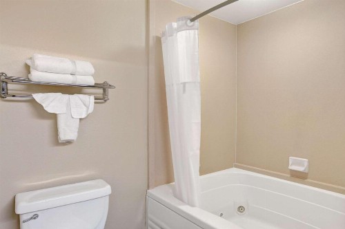 Ramada Limited and Suites San Francisco Airport - image 11