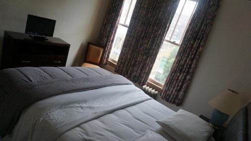 Bel Air Hotel - image 3