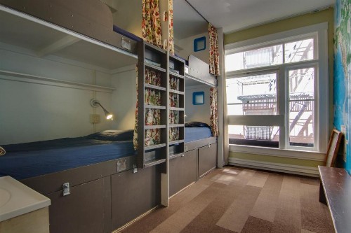 Adelaide Hostel - image 2