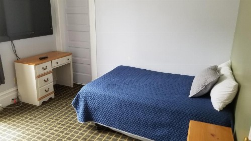 Perramont Hotel - image 15