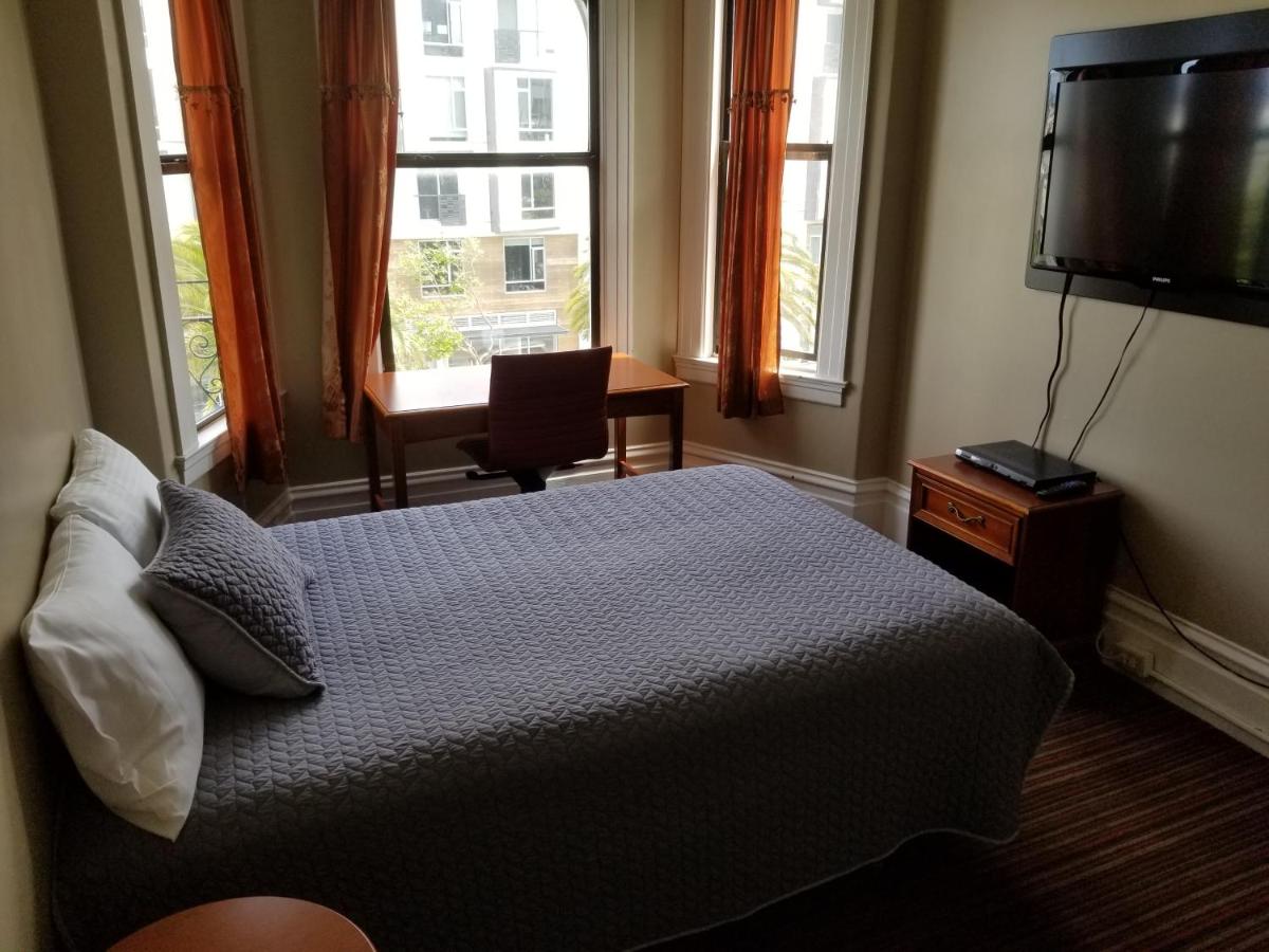 Perramont Hotel - image 5