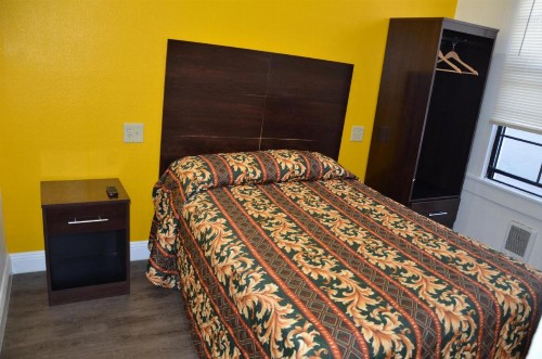 Hotel Sunrise - image 11