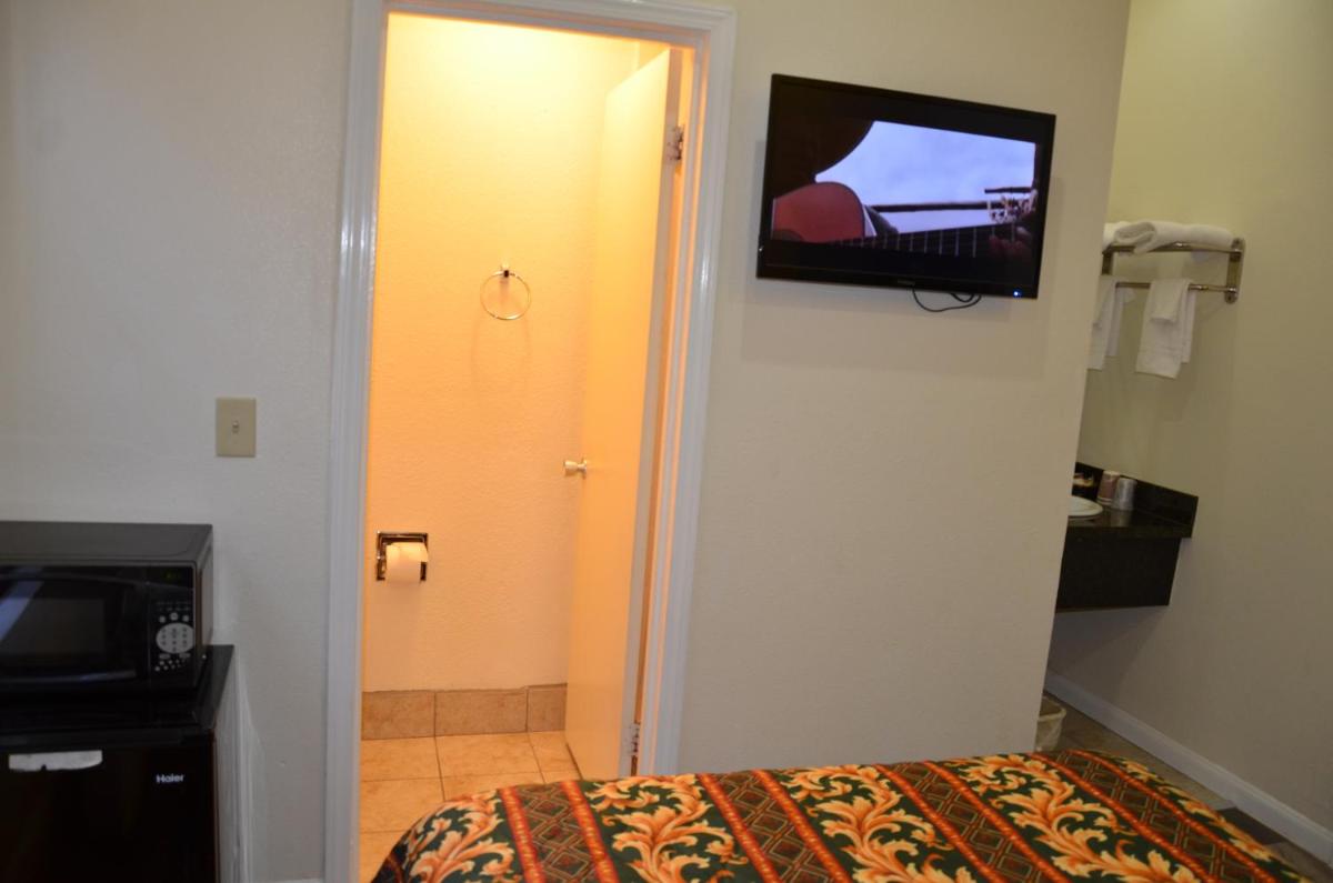 Hotel Sunrise - image 6