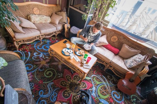 Green Tortoise Hostel - image 32