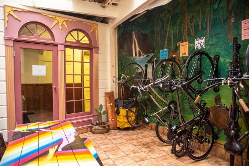 Green Tortoise Hostel - image 38