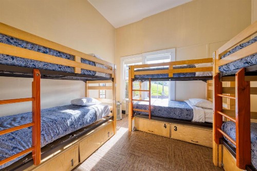 HI San Francisco Fisherman's Wharf Hostel - image 12