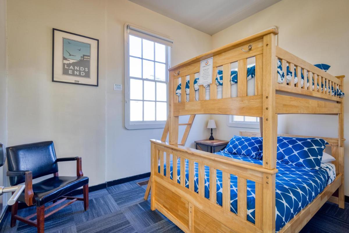 HI San Francisco Fisherman's Wharf Hostel - image 7