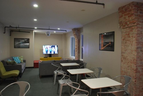 Orange Village Hostel - image 42