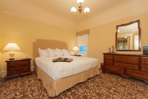 Stanyan Park Hotel - image 17