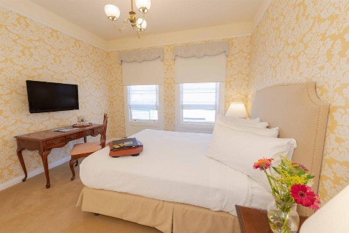 Stanyan Park Hotel - image 18