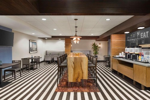 Hampton Inn San Francisco Downtown/Convention Center - image 15