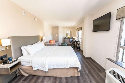 Hampton Inn San Francisco Downtown/Convention Center - image 2