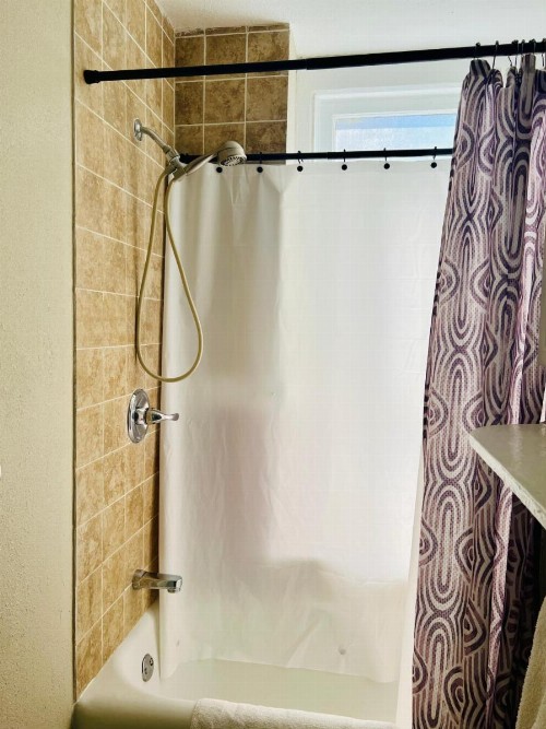 Admiral Hotel - image 11