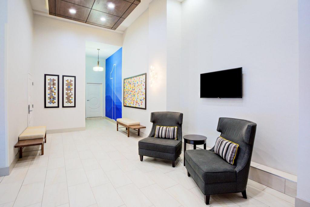 Holiday Inn Express San Francisco-Union Square - image 2