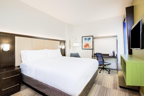 Holiday Inn Express San Francisco-Union Square - image 20