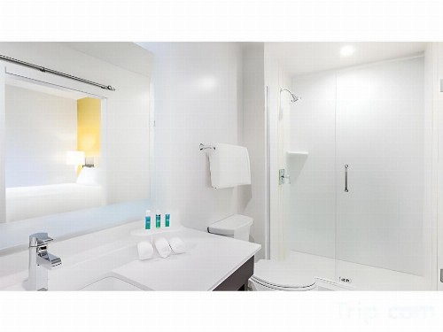 Holiday Inn Express San Francisco-Union Square - image 34