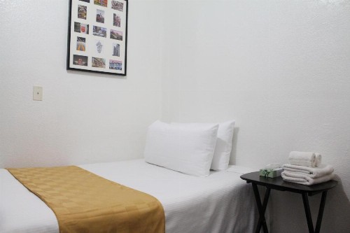 Union Hotel - image 2