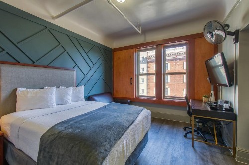 Ram's Hotel - image 2