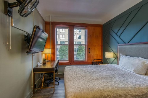 Ram's Hotel - image 23
