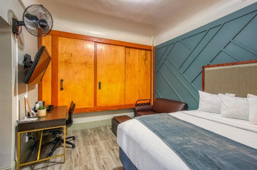Ram's Hotel - image 24