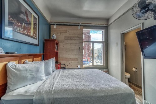 Ram's Hotel - image 40