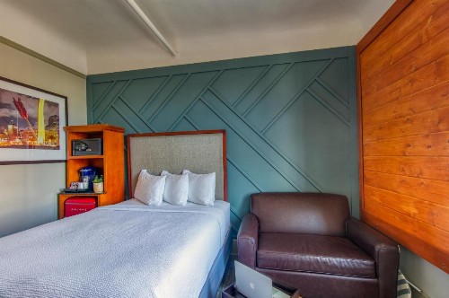 Ram's Hotel - image 9