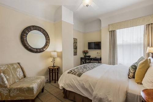 Parker Guest House - image 12