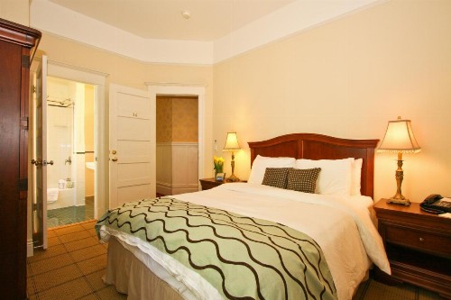 Parker Guest House - image 44