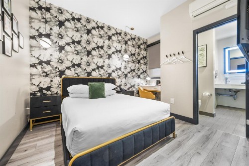 Hotel Epik - image 16
