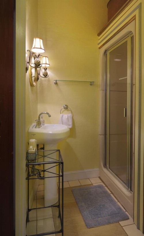 Noe's Nest Bed and Breakfast - image 15