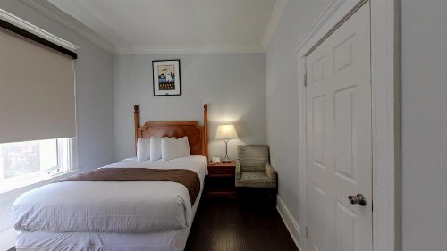 Warfield Hotel - image 39