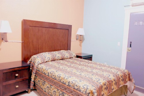 Oak Hotel - image 6