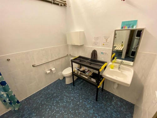 Pacific Tradewinds Hostel - image 32