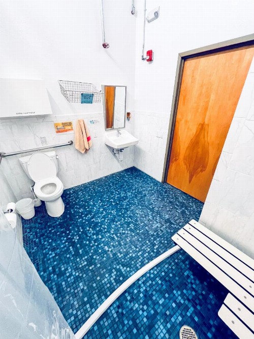 Pacific Tradewinds Hostel - image 38
