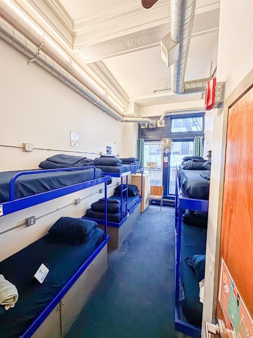 Pacific Tradewinds Hostel - image 48