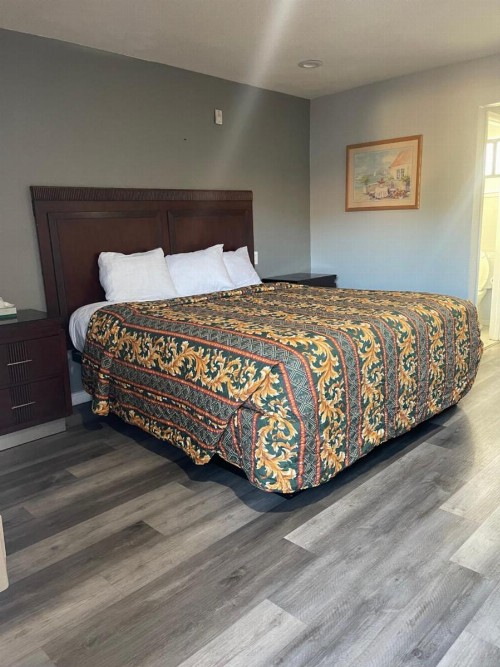 San Jacinto Inn - image 6