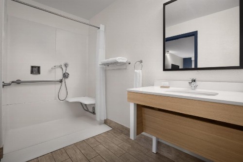La Quinta by Wyndham San Jose Airport - image 16