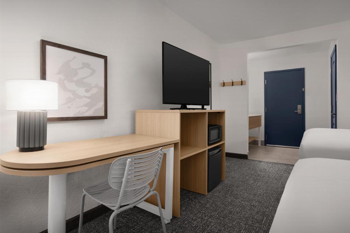 La Quinta by Wyndham San Jose Airport - image 4