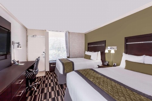 Wyndham Garden San Jose Airport - image 17