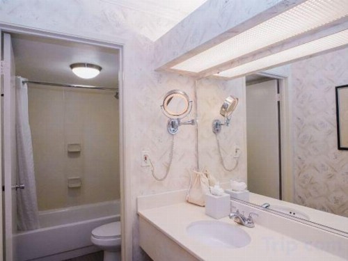 Wyndham Garden San Jose Airport - image 23