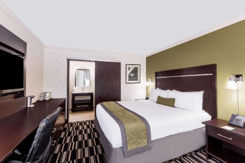 Wyndham Garden San Jose Airport - image 24