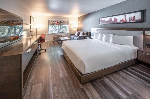 Aloft San Jose Cupertino - image 9