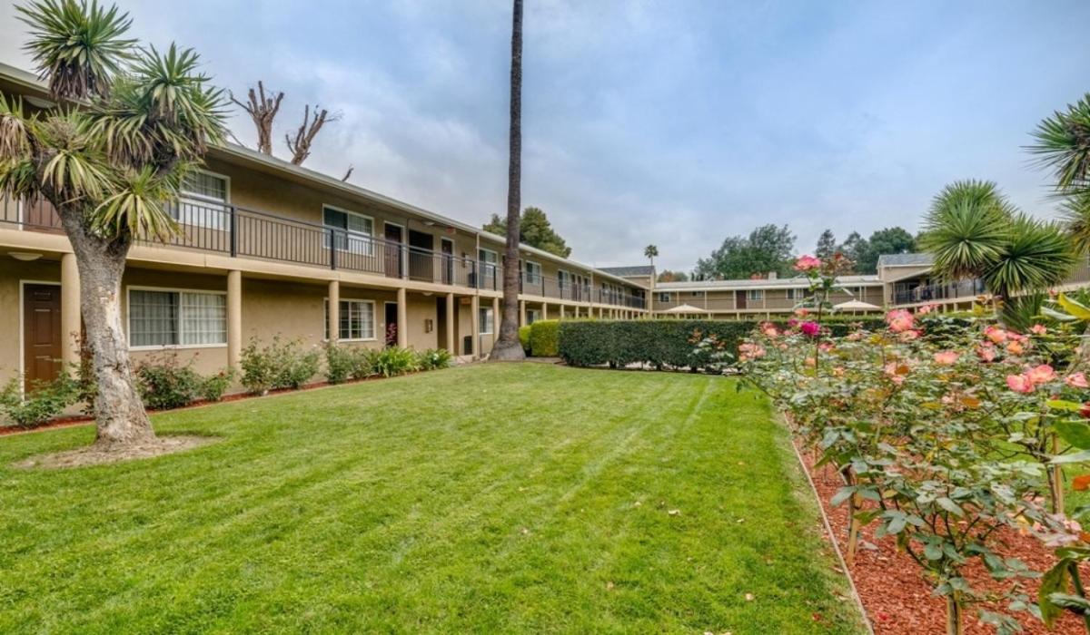Hotel Rose Garden - main image