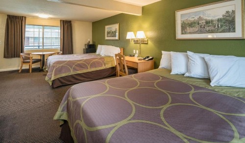 Hotel Rose Garden - image 3