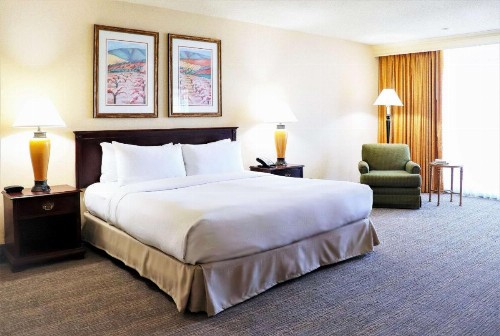 DoubleTree by Hilton San Jose - image 12