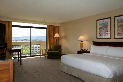 DoubleTree by Hilton San Jose - image 19