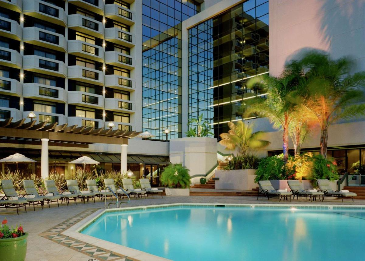 DoubleTree by Hilton San Jose - image 6