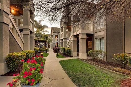 Sonesta ES Suites San Jose - Airport - image 2